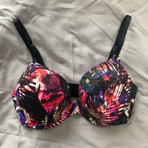 VS Pink push-up bra